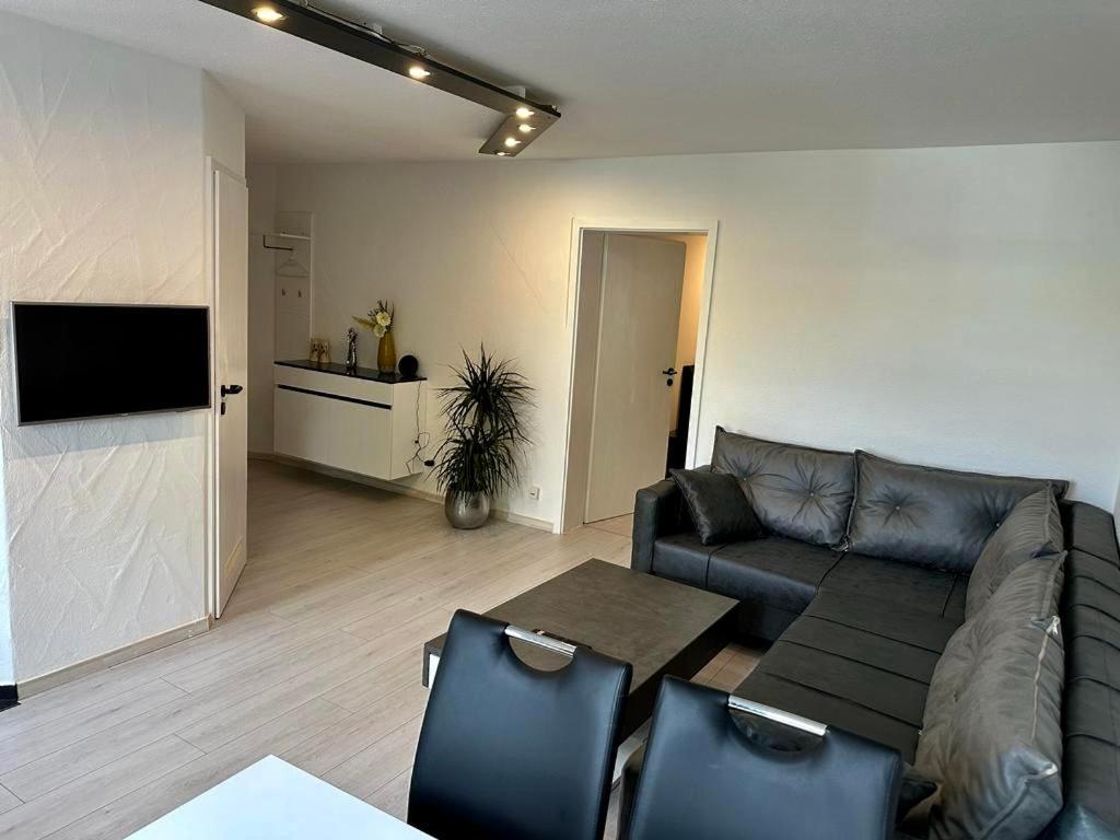 Flexible, Schoene Und Gut Aussehende Feriensuite Reutlingen Exterior foto